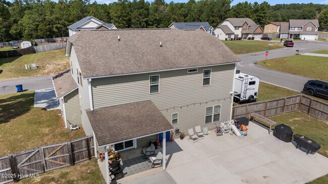 Building Photo - 157 Old Blossom Ct