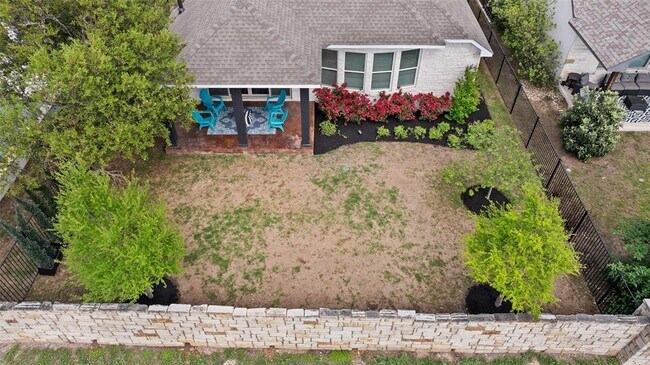 Building Photo - 306 Gulfton St