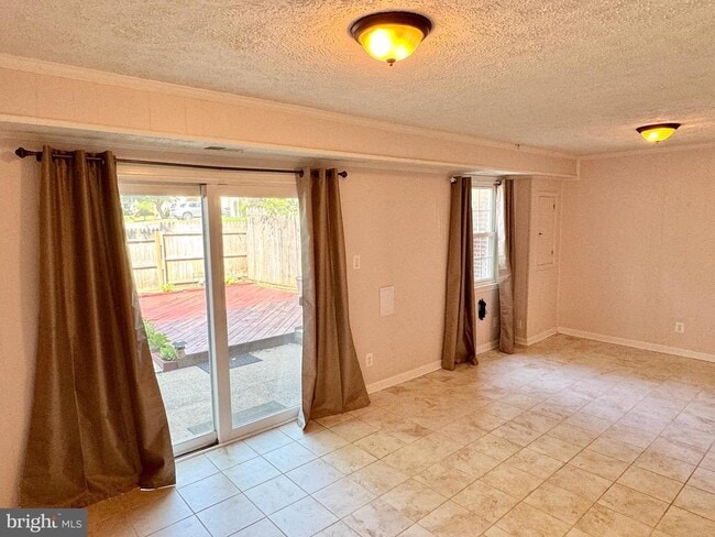 Building Photo - 12732 Lighthouse Ln