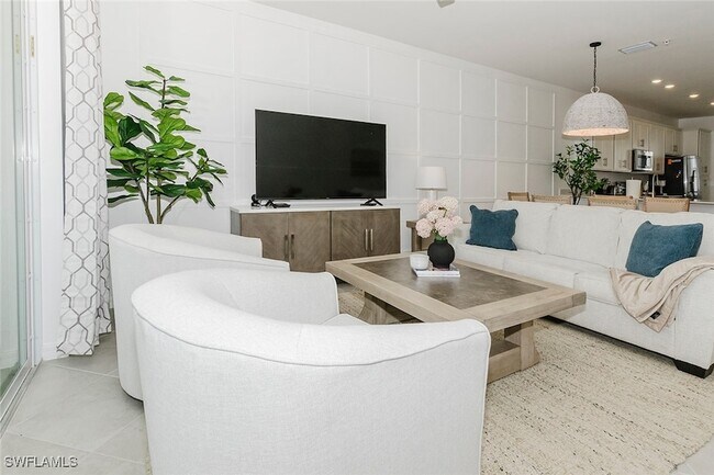 Building Photo - 5555 Double Eagle Cir