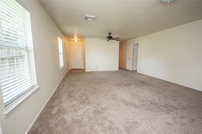 Building Photo - 22827 Sugar Bear Dr