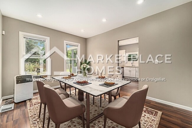 Building Photo - 242 Englewood St