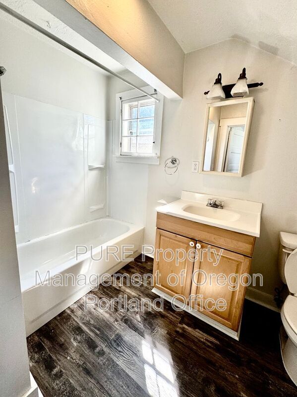 Building Photo - 5257 N Harvard St