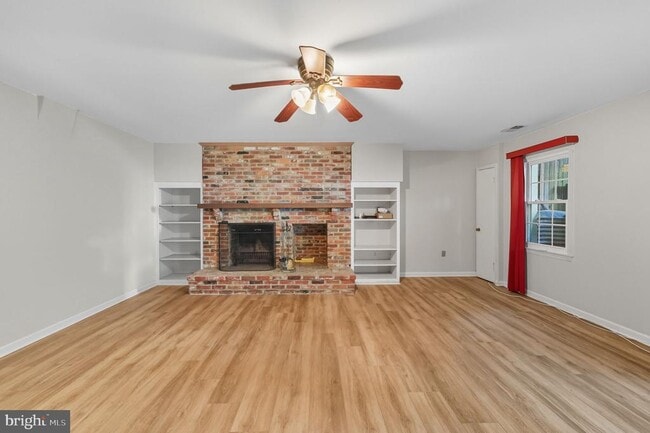 Building Photo - 7724 Bristol Square Ct