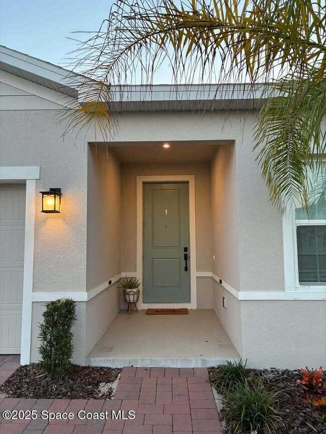 Building Photo - 2724 Landing Dr