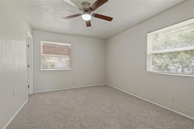 Building Photo - 3221 Ridgeview Cir