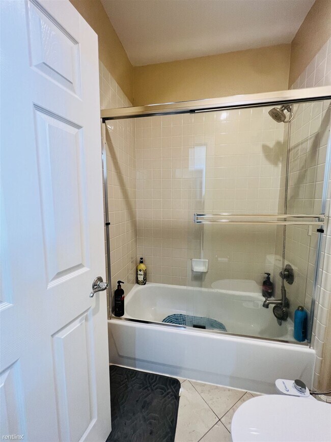 Building Photo - 4 br, 3.5 bath House - 4224 Foxford Way
