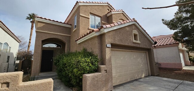 Building Photo - Gorgeous Home in the Heart of SUMMERLIN!!!