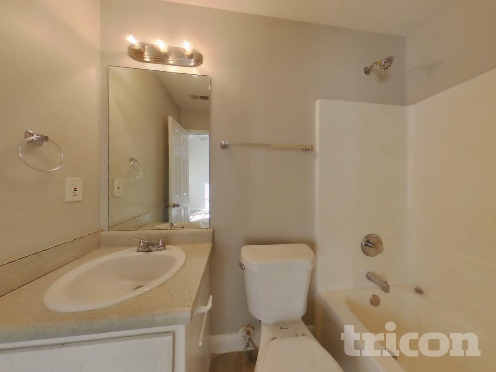 Building Photo - 34 Inverness Trce