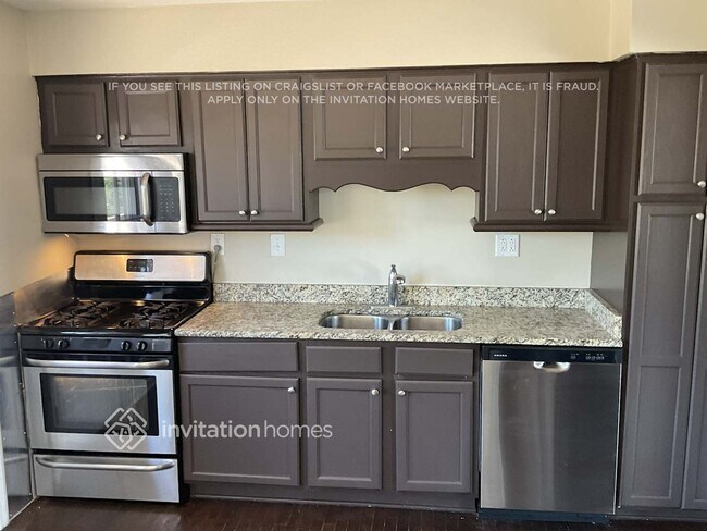 Building Photo - 520 Winston Dr