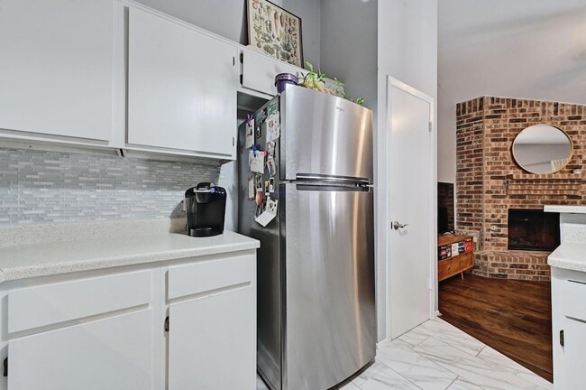 Building Photo - 2503 Howellwood Wy