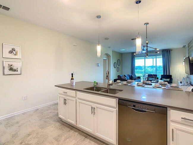 Building Photo - 741 Ocean Course Ave