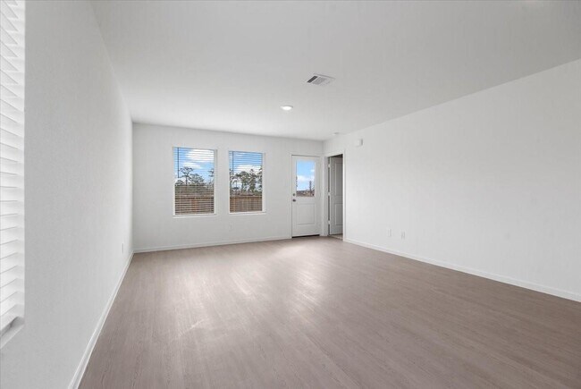Building Photo - 14792 S Ascot Bnd Cir