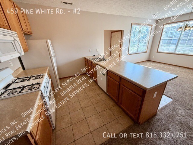 Building Photo - 459 Pine White Rd