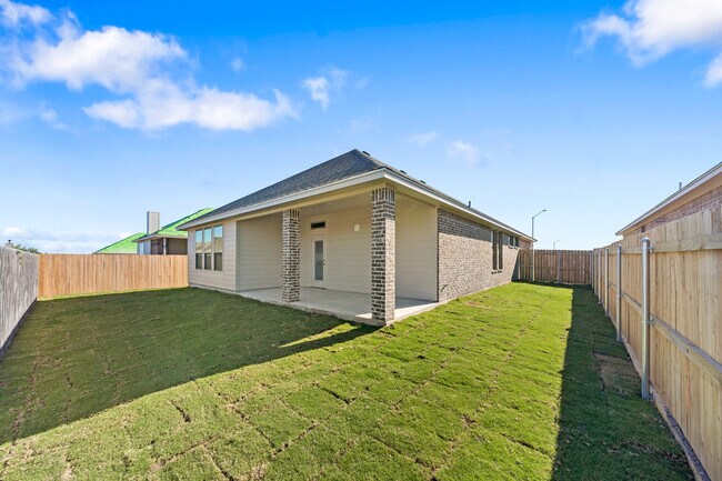Building Photo - 7228 Caladium Dr