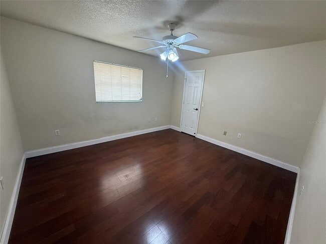 Building Photo - 1001 S Wapello St