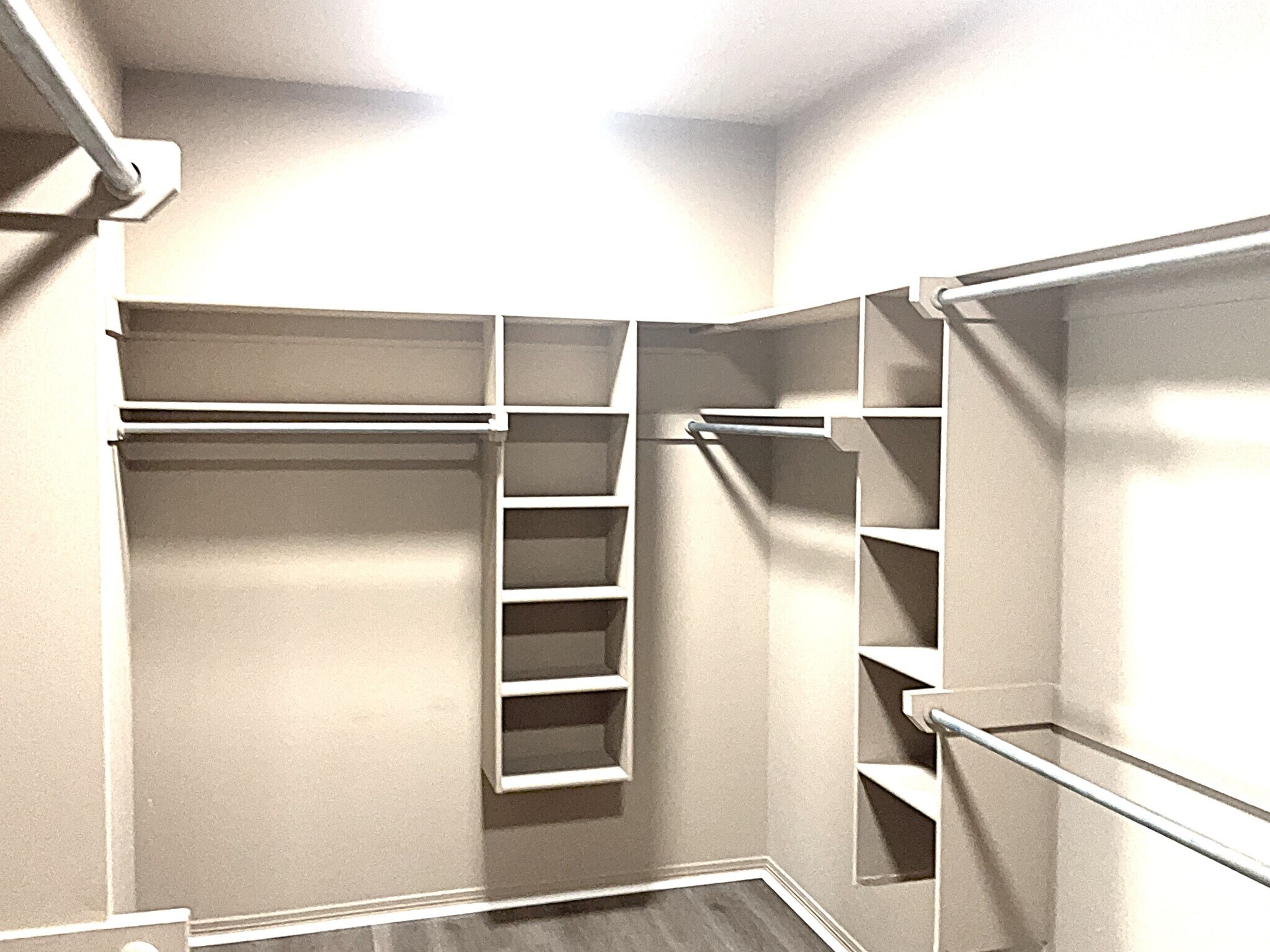 Building Photo - 14537 S Urbana Ct