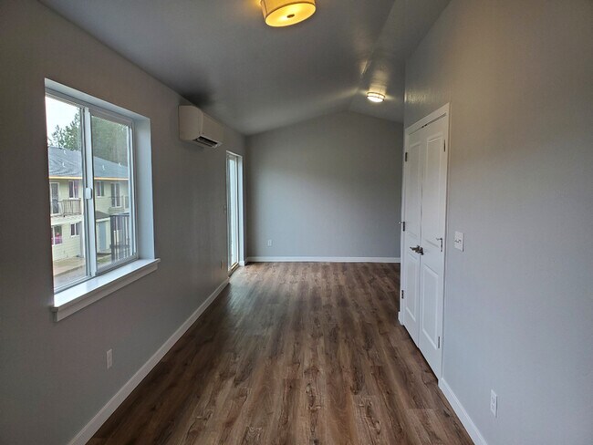 Building Photo - 224 Cheryl Ln