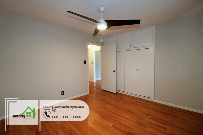 Building Photo - 1848 Shady Ln