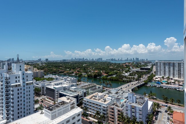 Building Photo - 4201 Collins Ave