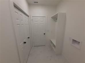 Building Photo - 1121 Austin St