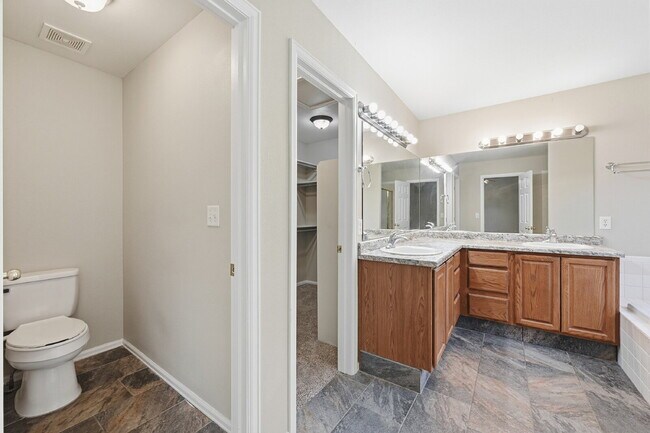 Building Photo - $2,620.95 with $300 off the first month's rent, 5 Beds - 3.5 Bath, Single Family Home in Colorado...