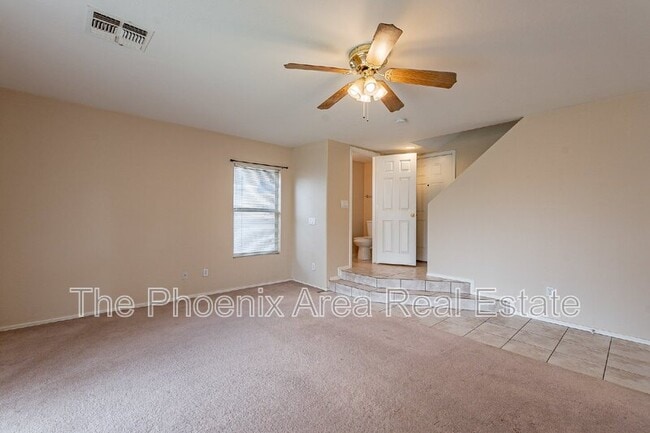 Building Photo - 11928 W Columbine Dr
