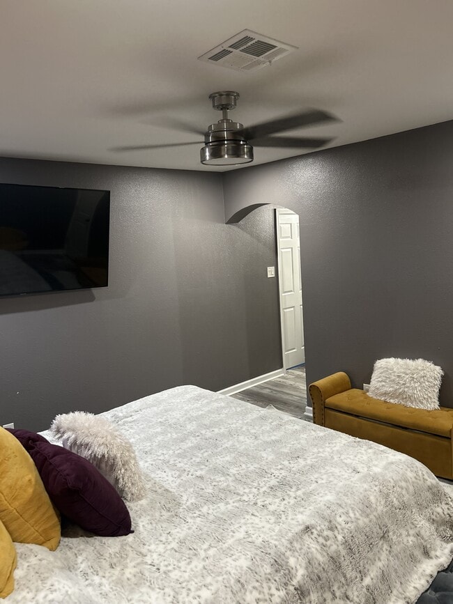 Building Photo - 1610 14th St