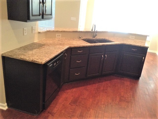 Building Photo - 5909 Bearoak Ln