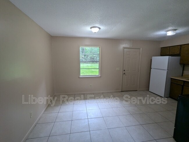 Building Photo - 7115 E Oglethorpe Hwy