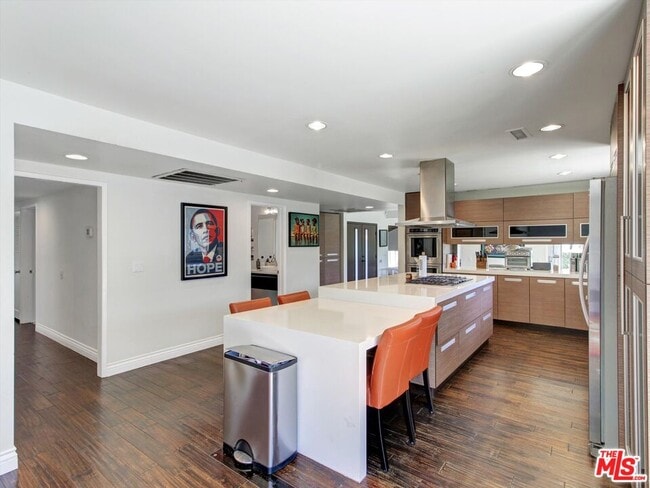 Building Photo - 6763 Radlock Ave