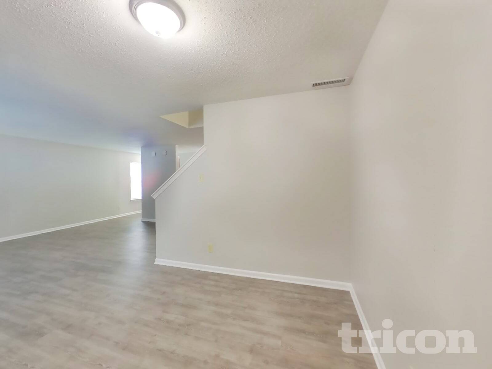 Building Photo - 5956 Portman Pl