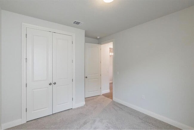 Building Photo - 218 Gulfton St