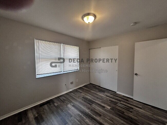 Building Photo - 7409 Olian Dr