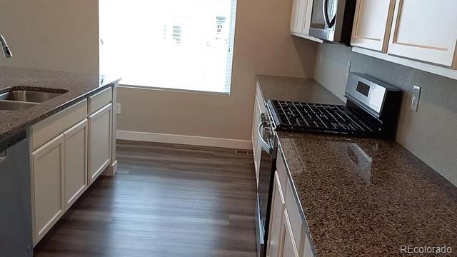 Building Photo - 10523 Summer Rdg Dr