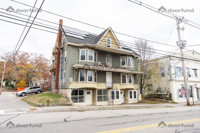 Building Photo - 3 Lyman St