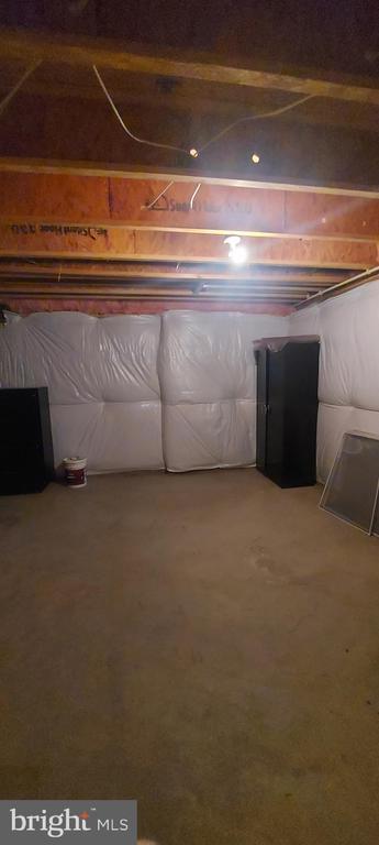 Building Photo - 23503 Sugar View Dr