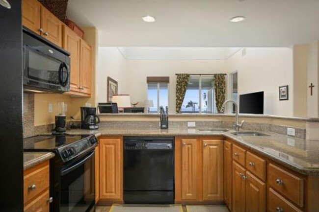 Building Photo - Alii Cove - Furnished 2 Bedroom + Den / 2 ...