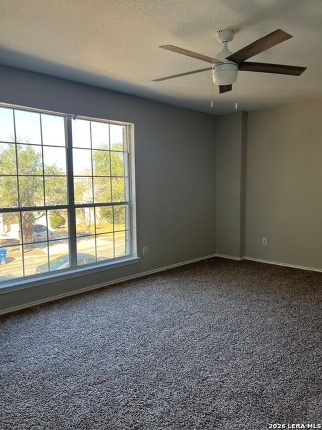 Building Photo - 434 Stable Vista