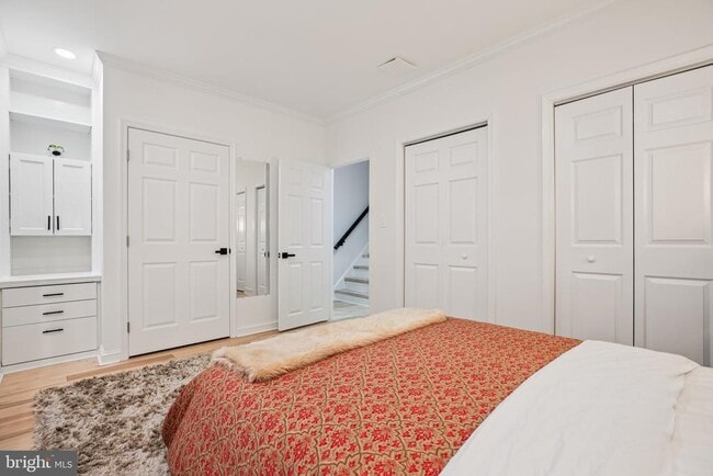 Building Photo - 4353 Westover Pl NW