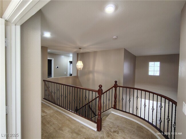 Building Photo - 4715 Deer Forest Ave