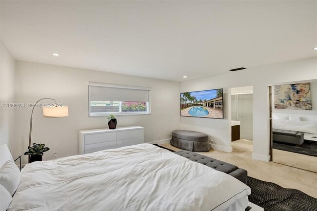 Building Photo - 1201 Washington St