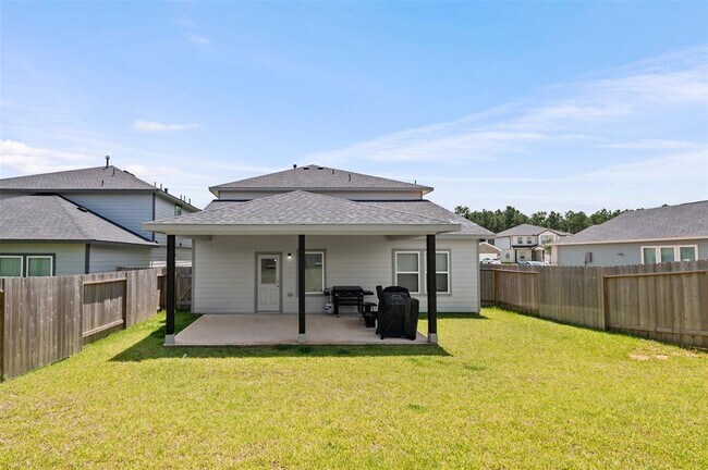 Building Photo - 5872 Strawflower Ln