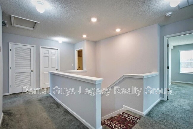 Building Photo - 5054 Oak Bend Ave