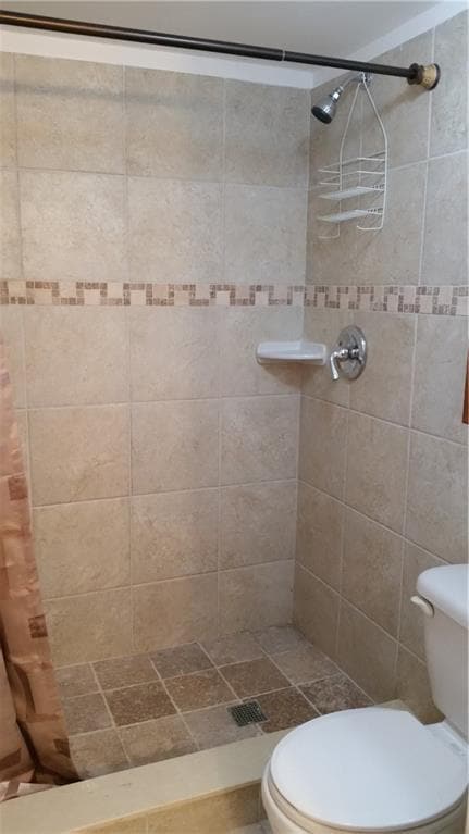 Building Photo - 430 Commodore Dr