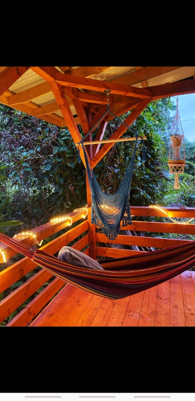 Building Photo - 15-2745-2745 Kahala St