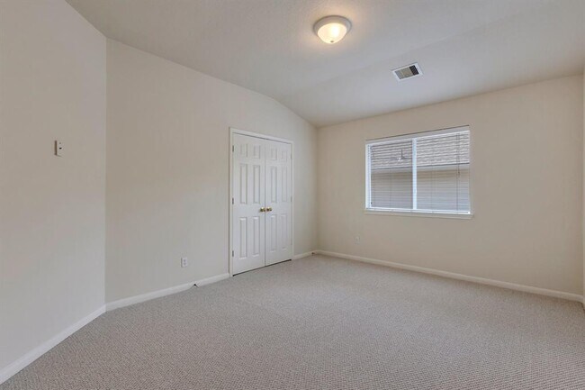 Building Photo - 2712 Park Falls Dr