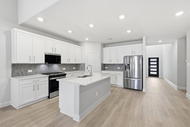 Building Photo - 2102 Windy Trl