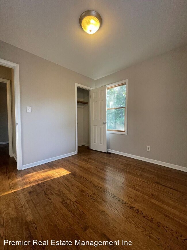 Building Photo - 3 br, 1 bath House - 2341 Blue Ridge Terrace