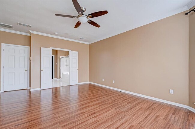 Building Photo - 1606 Maryvale Dr